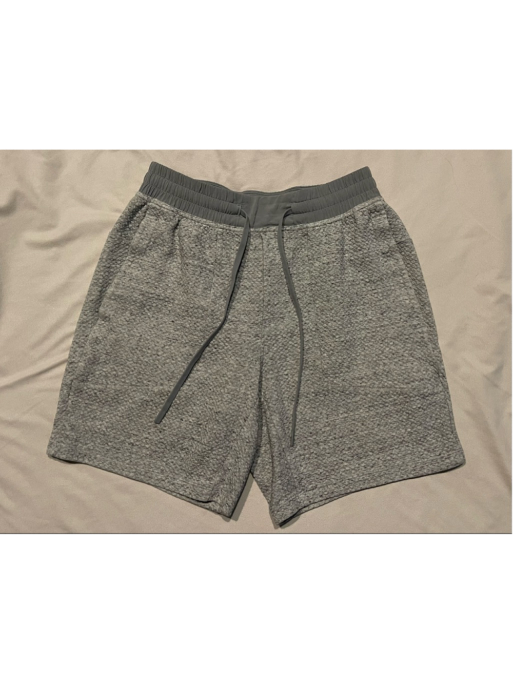 Lululemon Men’s At Ease Short, Size Small, 7” Inseam, EUC